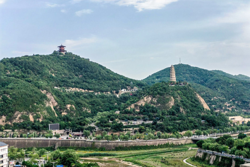 陕西延安社会实践 | 一卷江山七十年，沉思往事若云烟