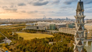 立足浦东、融入浦东，上科大与浦东共成长。 祝贺浦东开发开放30周年！